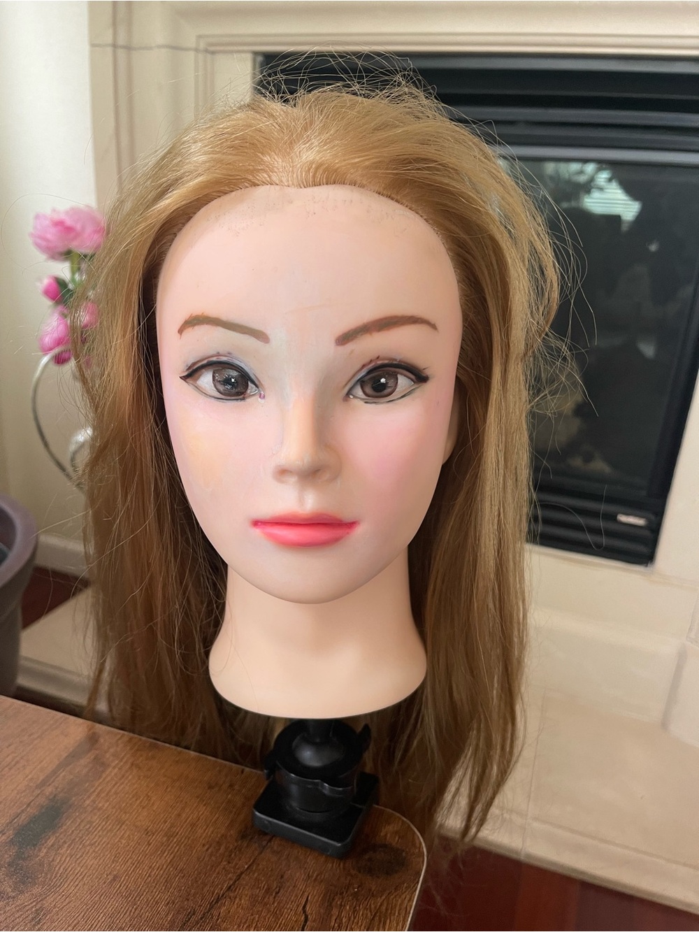 Source Unknown Blonde Training Mannequin Head for Styling
